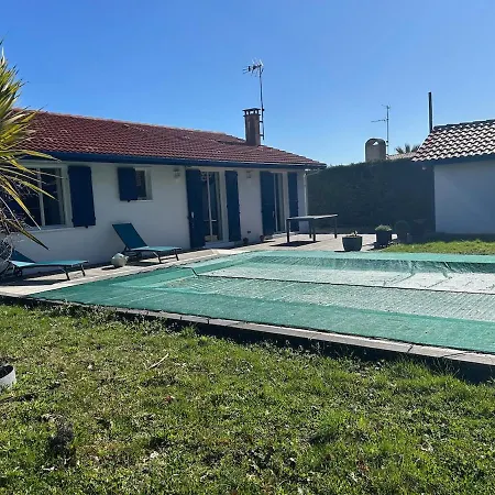 Maison Familiale Avec Piscine